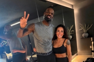 极速WNBA纽约自由人对决亚特兰大梦想jrs直播_极速WNBA纽约自由人对决亚特兰大梦想jrs直播在线观看_免费看直播