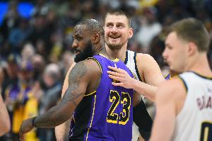 火爆灰熊对决NBA公牛赛事前瞻_火爆灰熊对决NBA公牛赛事前瞻在线观看_免费看直播