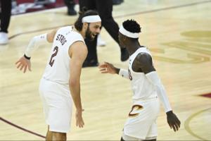 火爆NBA勇士对决国王直播入口_火爆NBA勇士对决国王直播入口在线观看_免费看直播